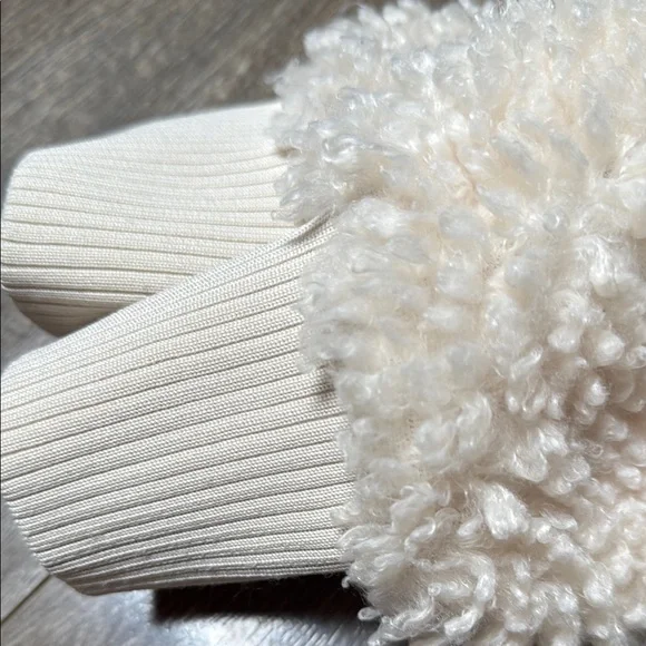 Zara Cream Teddy Jacket Plush Texture - Picture 2 of 4